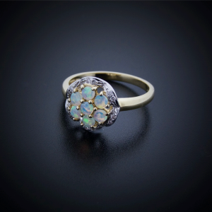 14K Y/G Light Opal & Diamond Ring 0.50cts 0.06cts