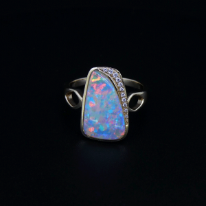14K Y/G Light Opal & Diamond Ring