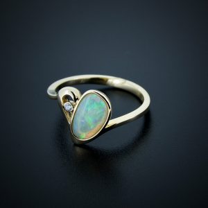 14K Y/G Light Opal & Diamond Ring