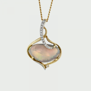 14K Y/G Black Opal & Diamond Pendant 2.19cts 19RD=0.09cts