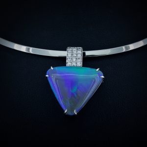 18K W/G Black Opal & Diamond Pendant 21.54cts 0.38cts