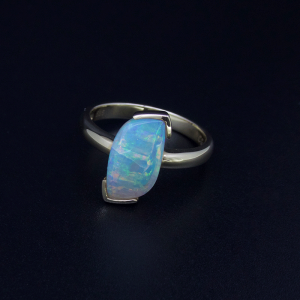 14K Y/G Light Opal Ring 1.63cts